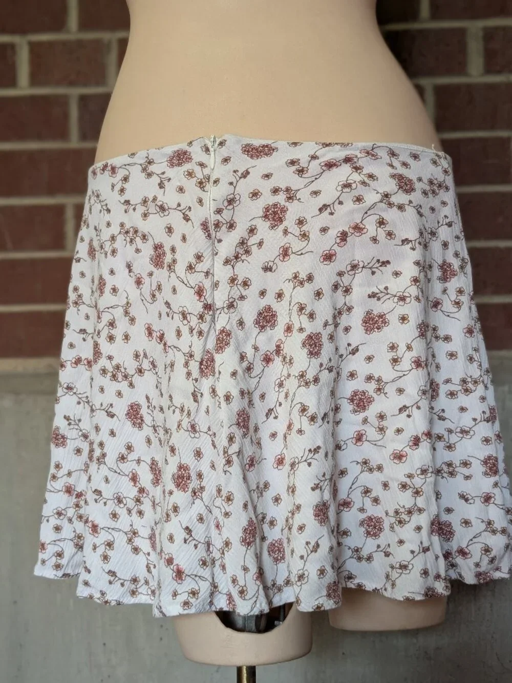 Soul Cake Floral Mini Skirt Large Y2K Style Low Rise Boho Romantic Fairy Grunge